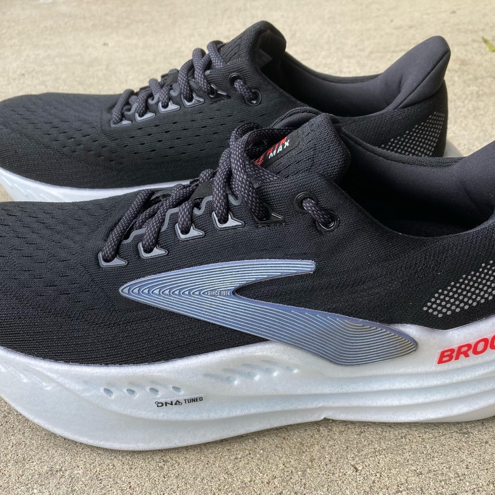 Brooks Glycerin Max Men Size 9- MAX CUSHION wore once around house